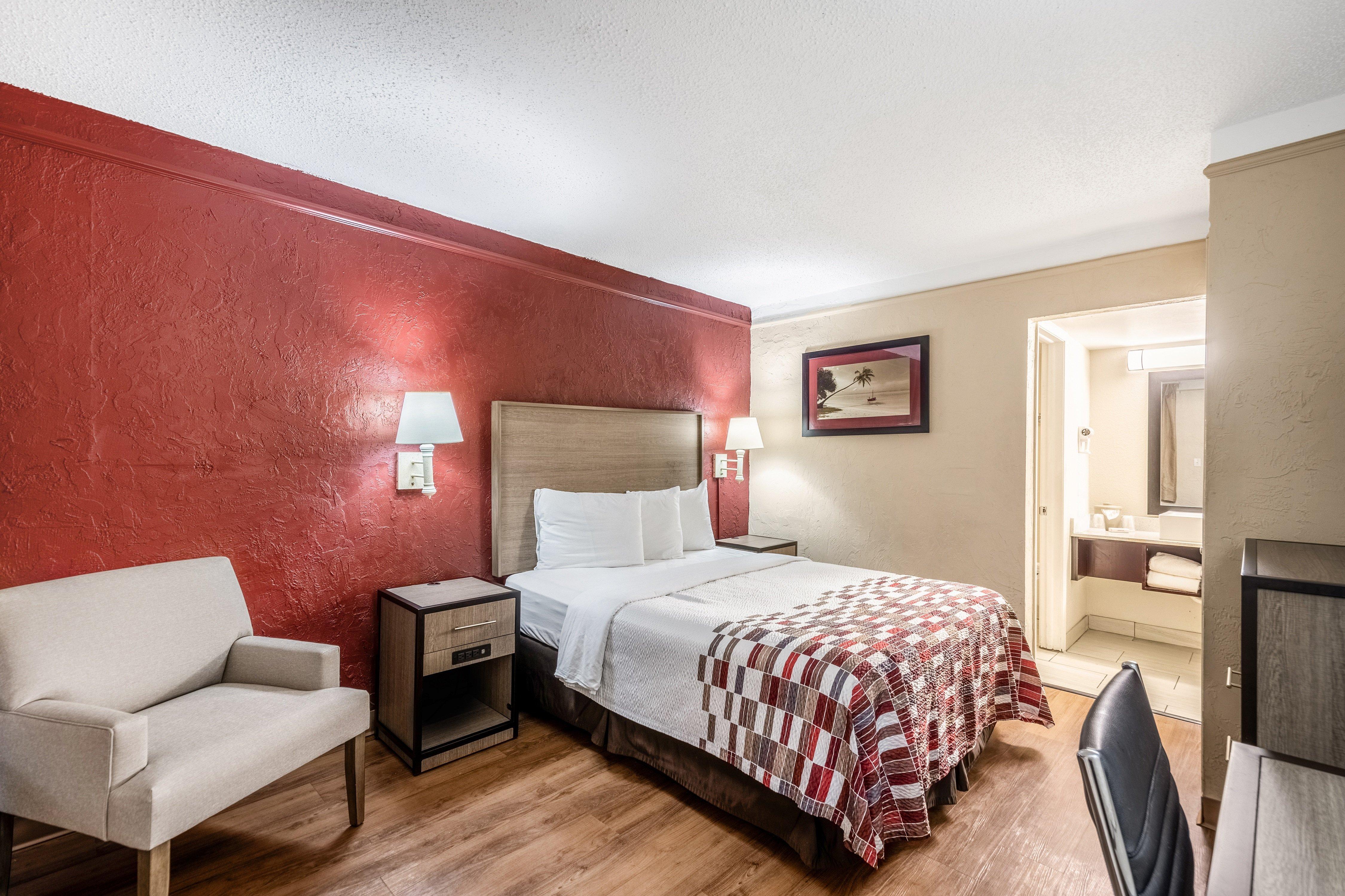 Red Roof Inn Tampa Bay - Sankt Petersburg Exterior foto