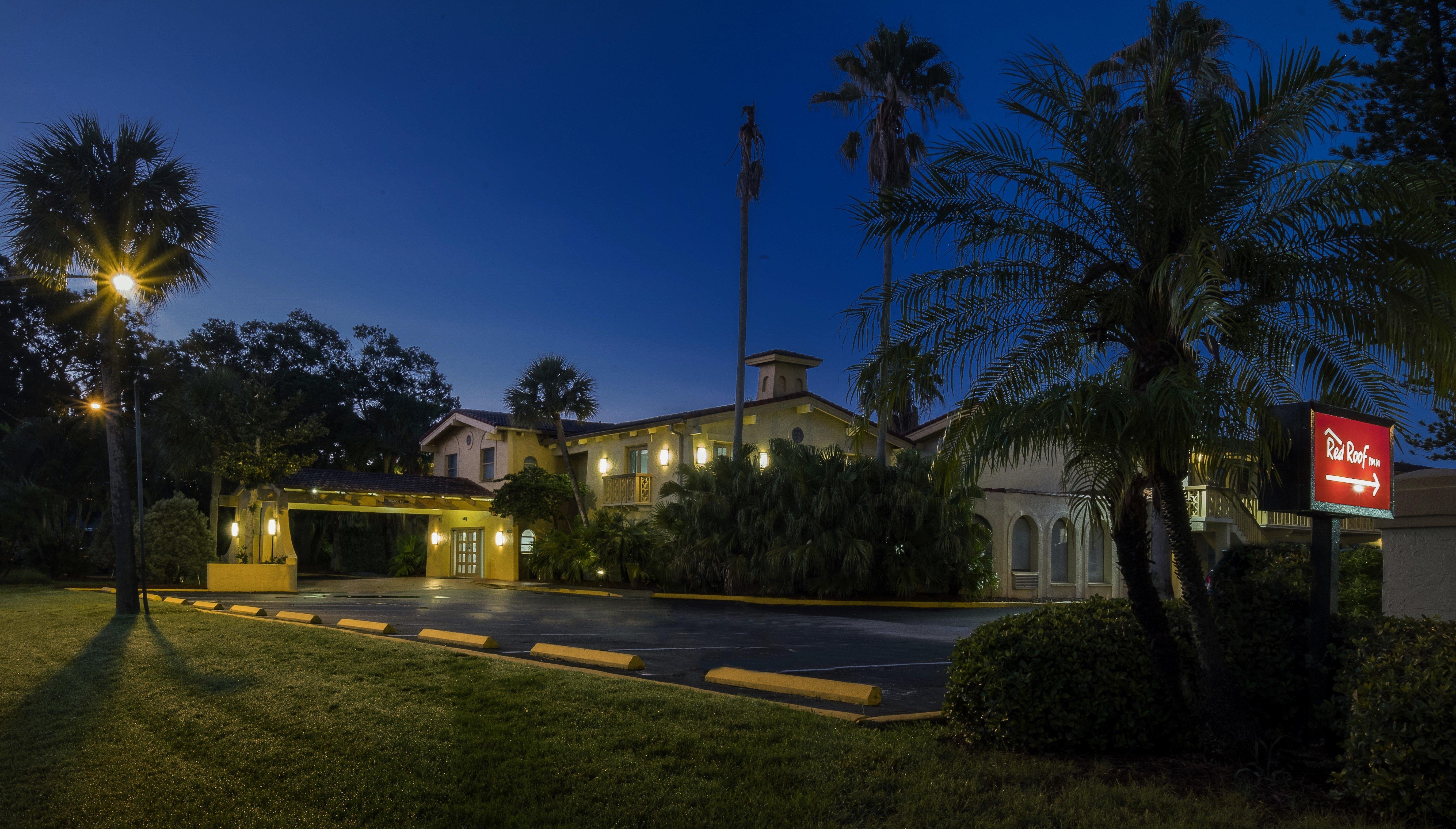 Red Roof Inn Tampa Bay - Sankt Petersburg Exterior foto