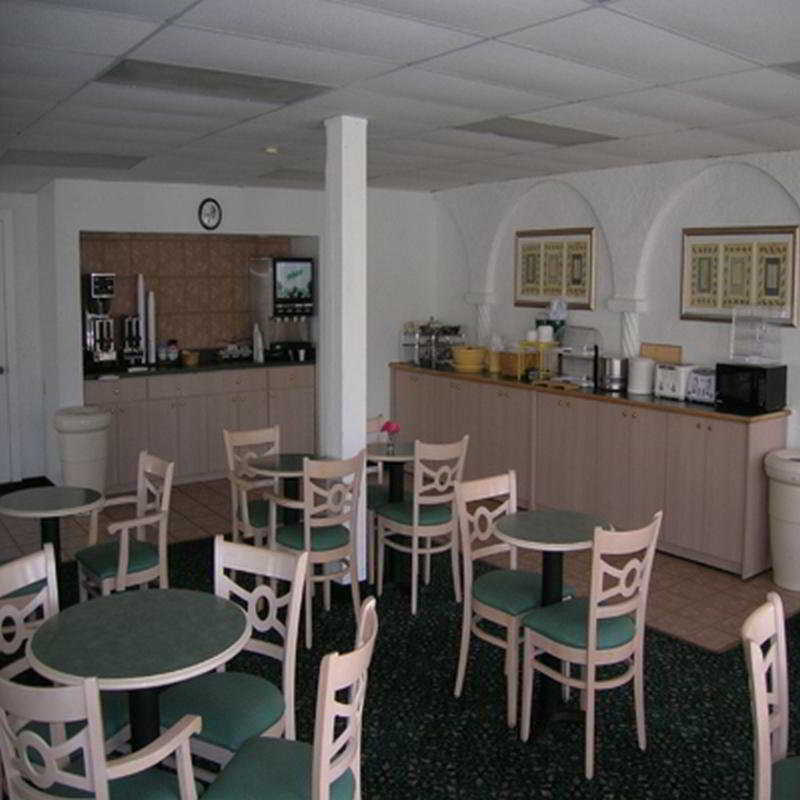 Red Roof Inn Tampa Bay - Sankt Petersburg Exterior foto