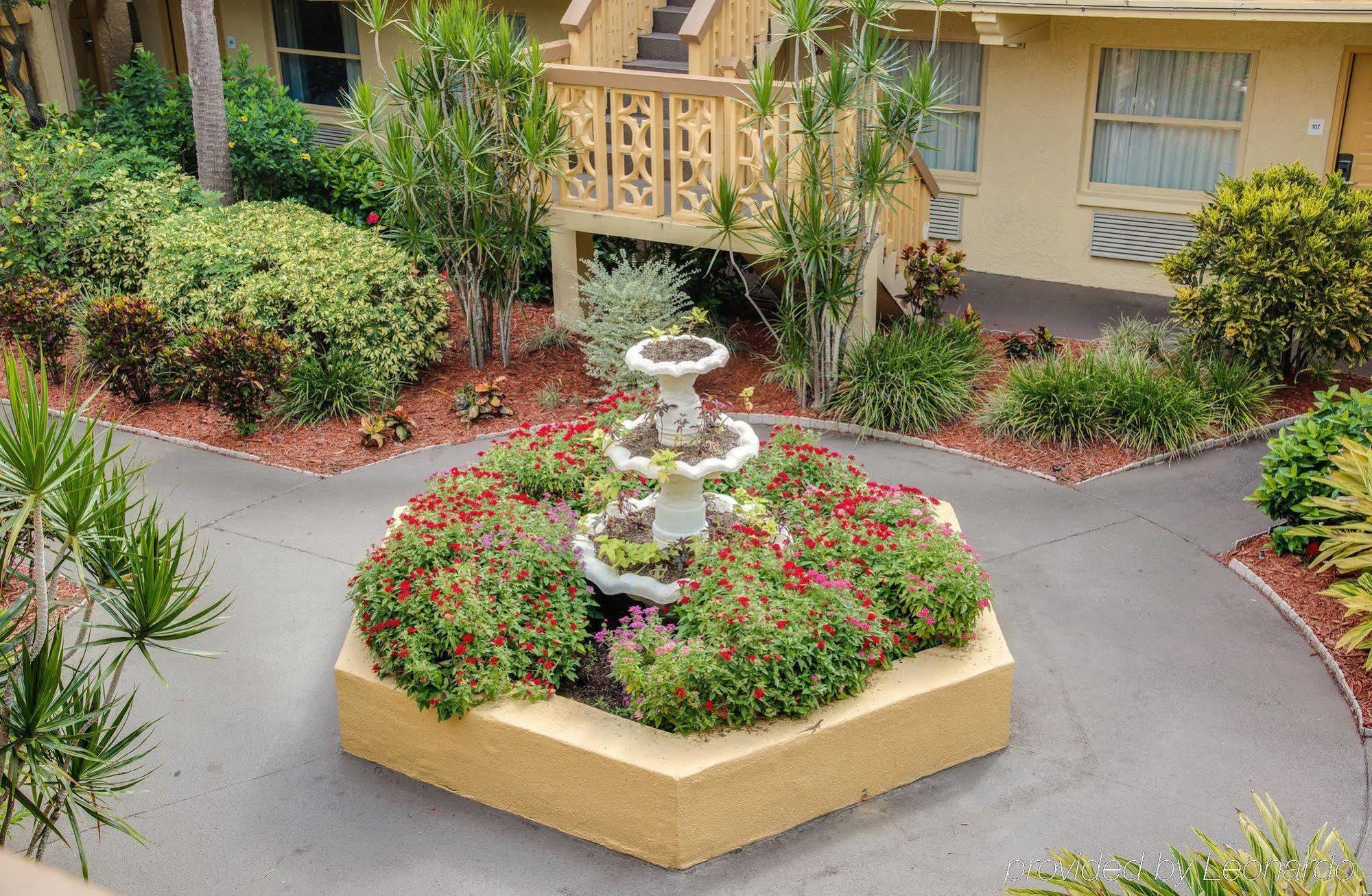 Red Roof Inn Tampa Bay - Sankt Petersburg Exterior foto
